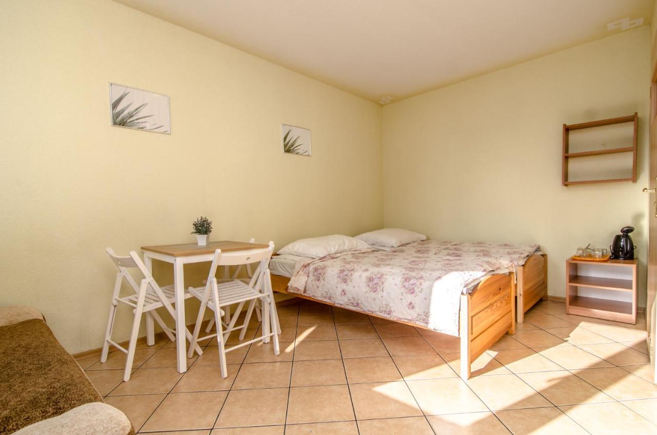 Pokoje Goscinne Jedrus Mielno  Extérieur photo